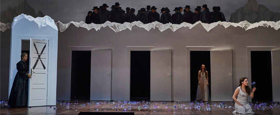 Met Opera | La Sonnambula