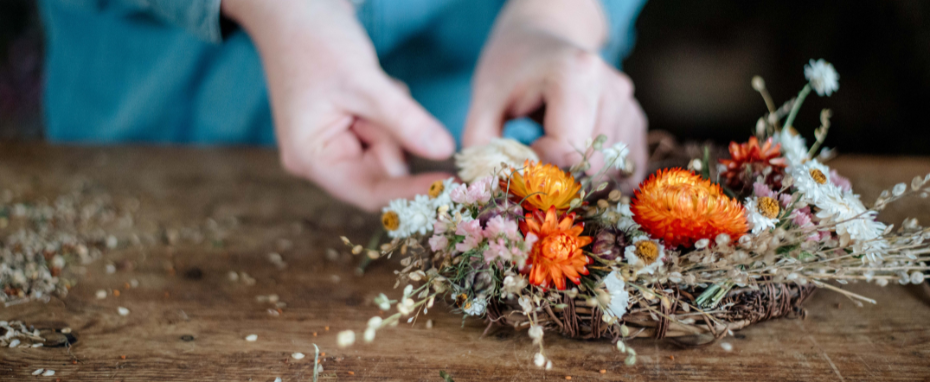 Autumnal Wreath Making with Rebecca & Scott from The Pretty Wild Flower Co